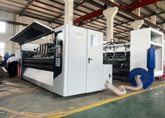 เต็ม servo ประเภทแม่นยํา Tungsten Steel Blade Slitter Scorer เครื่องสําหรับการตัดกระดาษ corrugated ใหญ่